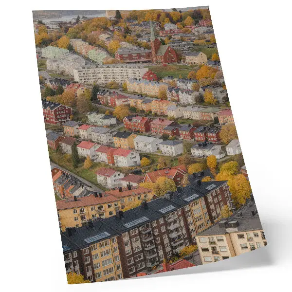Wandposter mit bunten Gebäuden in gewundenen Straßen