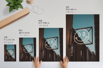 Poster Neongesicht vor einer Backsteinmauer