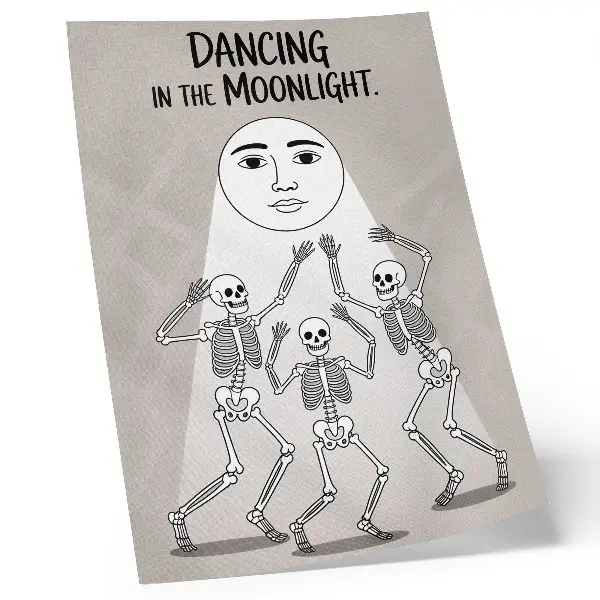 Poster schwarz-weiße Skelette vor einem beige-farbenen Mond