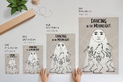 Poster Schwarz-weiße Skelette vor beigem Mondhintergrund