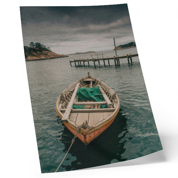 Wandposter Ein Boot in der Bucht, eine friedliche Atmosphäre und natürlicher Charme