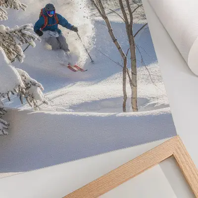 Kunstdruck auf Leinwand ein Motiv mit Skifahrern in einer verschneiten Waldlandschaft
