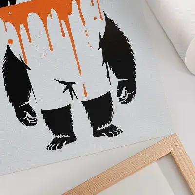 Kunstdruck auf Leinwand ein Gorilla in Latzhose vor leuchtend orangefarbenem Hintergrund