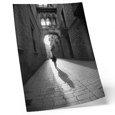 Wandposter Schwarz-Weiß-Fotografie einer Straße mit Architektur