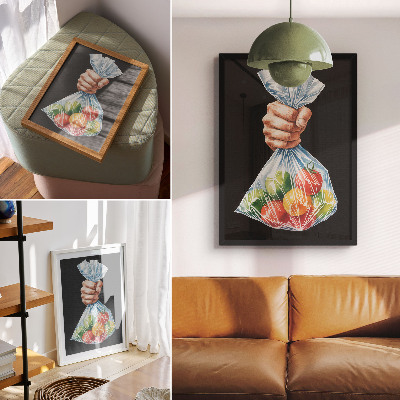 Poster Eine Hand mit einer Plastiktüte voller bunter Früchte