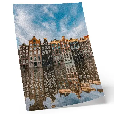 Wandposter bunte Mietshäuser die sich im Wasserkanal widerspiegeln