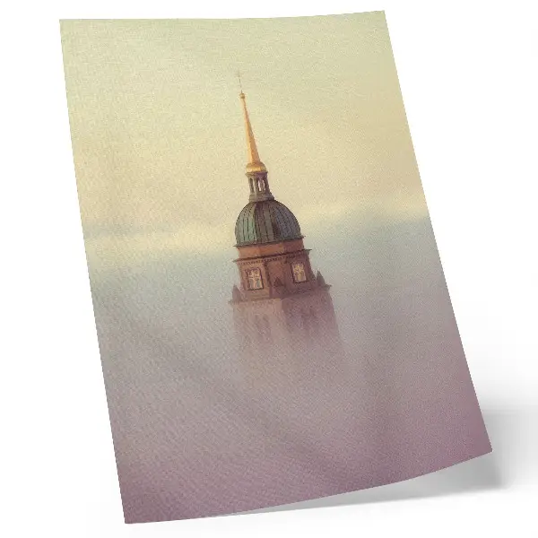 Wandposter Turm im Nebel in zarten Farben mit friedvoller Komposition