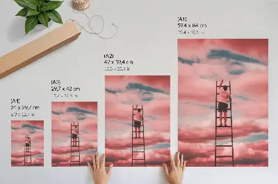 Wandposter Person auf einer Leiter vor einem Himmel mit rosa Wolken und Träumen