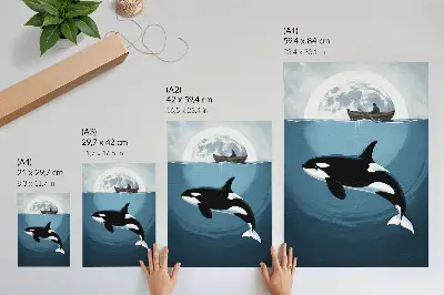 Poster mit Schwertwal unter Wasser, Person auf einem Boot und Mond im Hintergrund