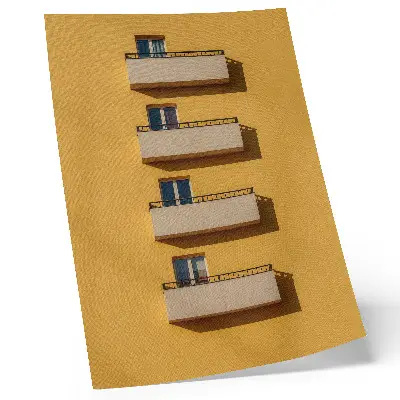 Poster gelbe Fassade mit vier Balkonen in minimalistischer Komposition