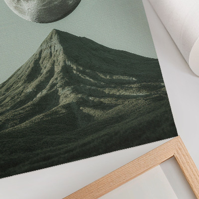 Poster Mond über dem Berg, grüne Farbtöne, geheimnisvolle Landschaft