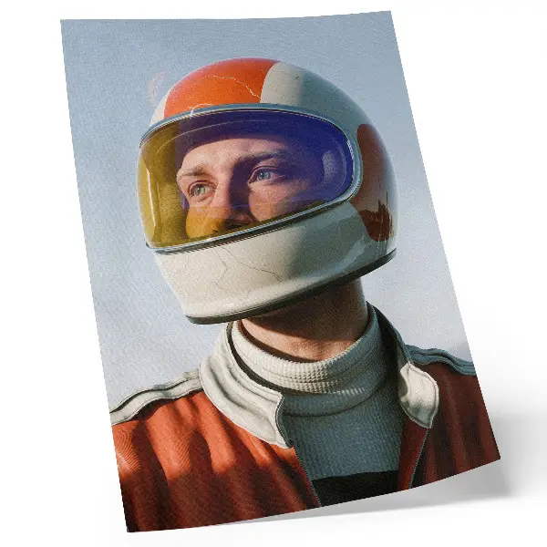 Kunstdruck auf Leinwand eine Figur mit Weltraumhelm in futuristischer Atmosphäre