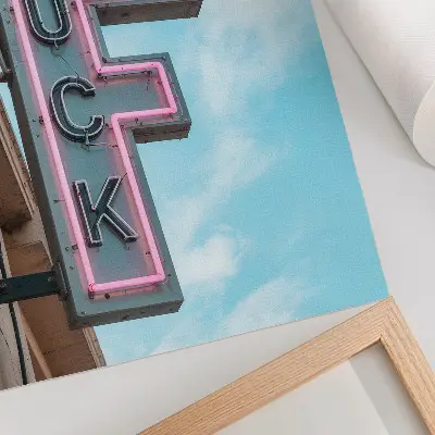 Leinwand-Kunstdruck Neon-Retro-Schild mit blauem Himmel und intensiven Farben