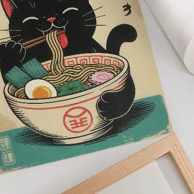 Wandposter mit schwarzem Katzen und Ramen Schüssel Motiv im japanischen Retro Stil