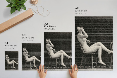 Wandposter Frau sitzt nackt auf einem Stuhl und raucht eine Zigarette, Eadweard Muybridge