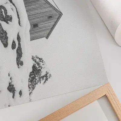 Poster minimalistisches Winterhaus vor einer Schneekulisse