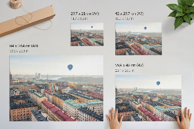 Kunstdruck poster Bunte Stadtballons über dem Himmel
