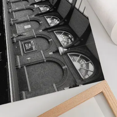Kunstdruck Poster Die Eleganz urbaner Architektur bei Licht und Schatten