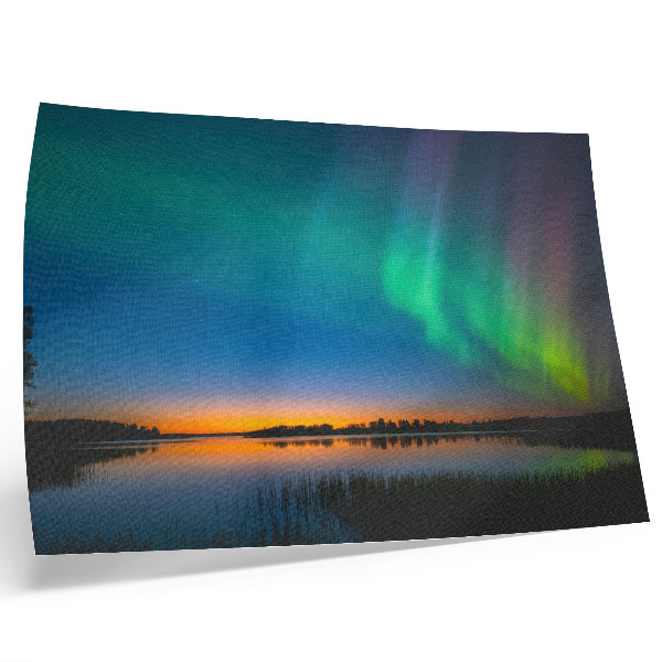 Poster Nordlichter über dem See, eine magische Atmosphäre