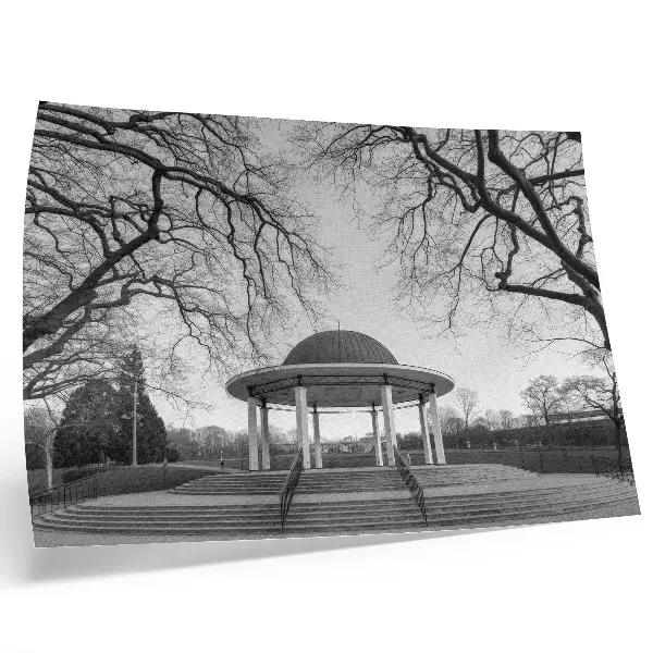 Kunstdruck Poster Elegante Pavillon-Symmetrie in Schwarz-Weiß-Tönen