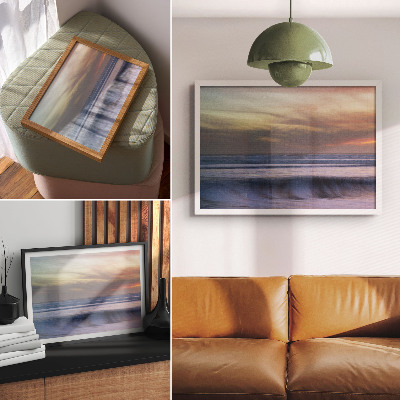 Kunstdruck poster Pastellfarbene Meereswellen und die untergehende Sonne