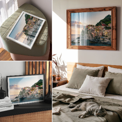 Kunstdruck poster Bunte Häuser auf einer Klippe über dem Meer