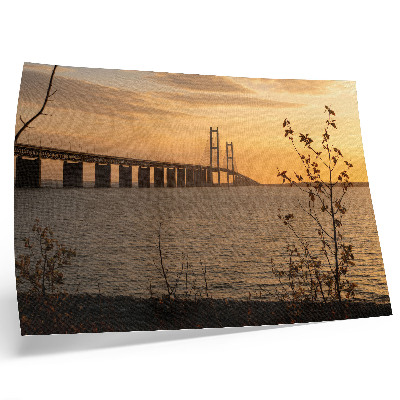 Kunstdruck poster Brücke bei Sonnenuntergang mit einem Baum