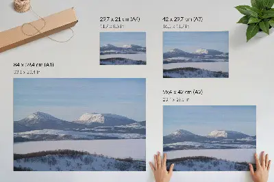 Kunstdruck verschneite Berge Winterlandschaft mit klarem Himmel