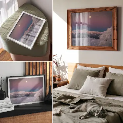 Kunstdruck der schneebedeckten Berge mit pastellrosa Mond als poster