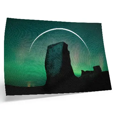 Kunstdruck Poster mit Nachthimmel und grünen Felsentönen in kosmischer Atmosphäre