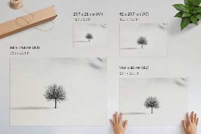 Poster Minimalistisches winterliches Baumlandschafts-Harmoniemotiv