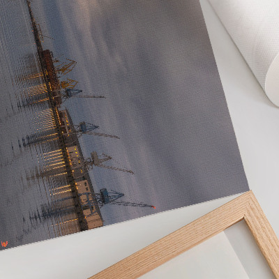 Kunstdruck poster Die atmosphärischen Hafenkräne spiegelten sich im Wasser