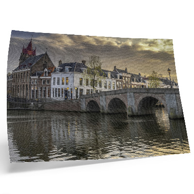 Kunstdruck poster Eine bezaubernde Stadt am Abend, erleuchtet von Laternen