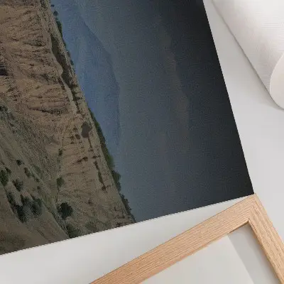 Kunstdruck Poster mit Motiv Weite Täler, Klippen und Berge als Naturlandschaft