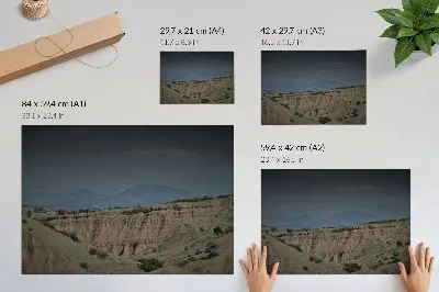 Kunstdruck Poster mit Motiv Weite Täler, Klippen und Berge als Naturlandschaft