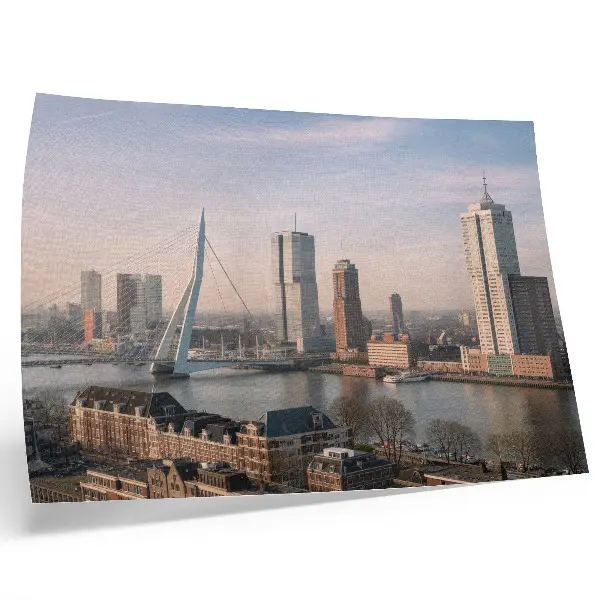Kunstdruck Poster beeindruckende Wolkenkratzer und elegante Brücke über den Fluss