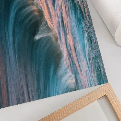Kunstdruck Poster dynamische Wellen in Türkis und Blau bei Sonnenuntergang