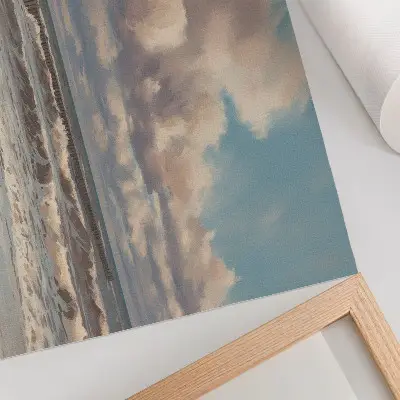 Poster ruhiges Meer mit pastellfarbenen Wolken am Strand