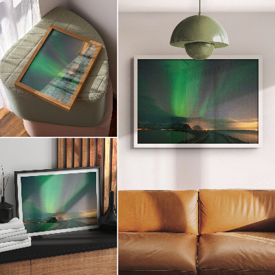 Poster Nordlichter über einer kalten Berglandschaft