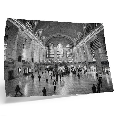 Kunstdruck poster Elegantes Interieur mit großen Fenstern und zentralem Treppenhaus