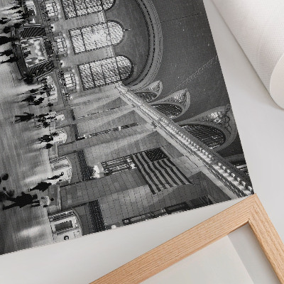 Kunstdruck poster Elegantes Interieur mit großen Fenstern und zentralem Treppenhaus