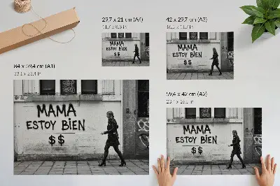 Kunstdruck Poster kontrastierende Stadtszene mit schwarz-weißem Graffiti
