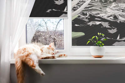 Fensterrollo innen mit Seerosenmotiv auf der Oberfläche