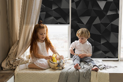 Fensterrollo in Schwarz im Origami-Design