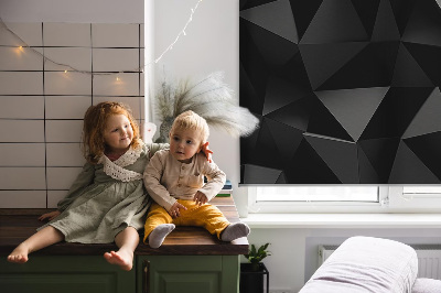 Fensterrollo in Schwarz im Origami-Design