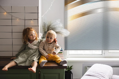 Fensterrollo innen in Stahlabstraktion