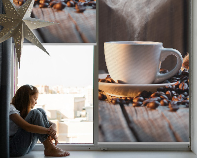Fensterrollo eine Tasse Kaffee