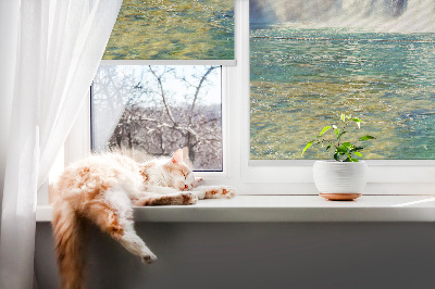 Rollo Fenster wasserfall