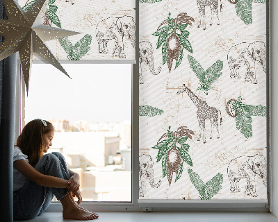 Rollo Fenster mit Giraffen-, Elefanten- und Blattmotiv