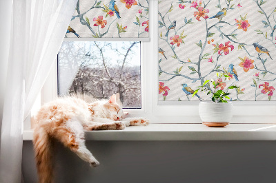 Rollo Fenster mit Vögeln auf den Zweigen